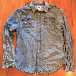 Levi’s denim Pearl snap shirt